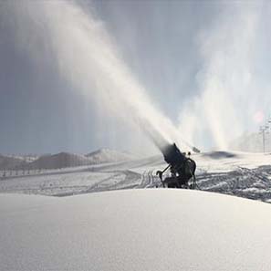 出租造雪機(jī)75000元/天 造雪設(shè)備 戶外嬉雪設(shè)備