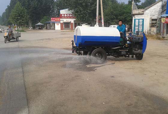 灑水車 灑水車廠家 三輪灑水車廠家 小型灑水車價格