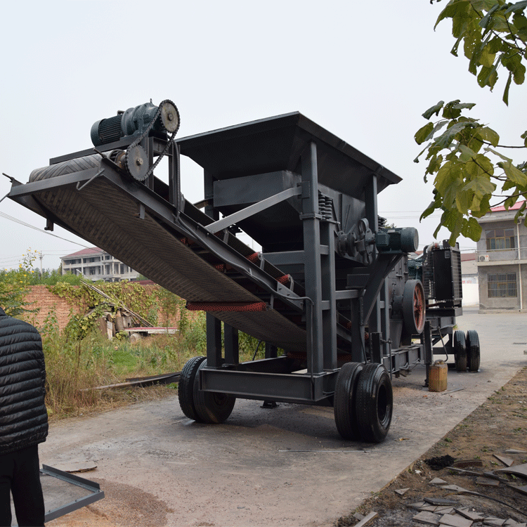 移動破碎機(jī) 大型錘式石料破碎機(jī) 移動小型碎石機(jī)