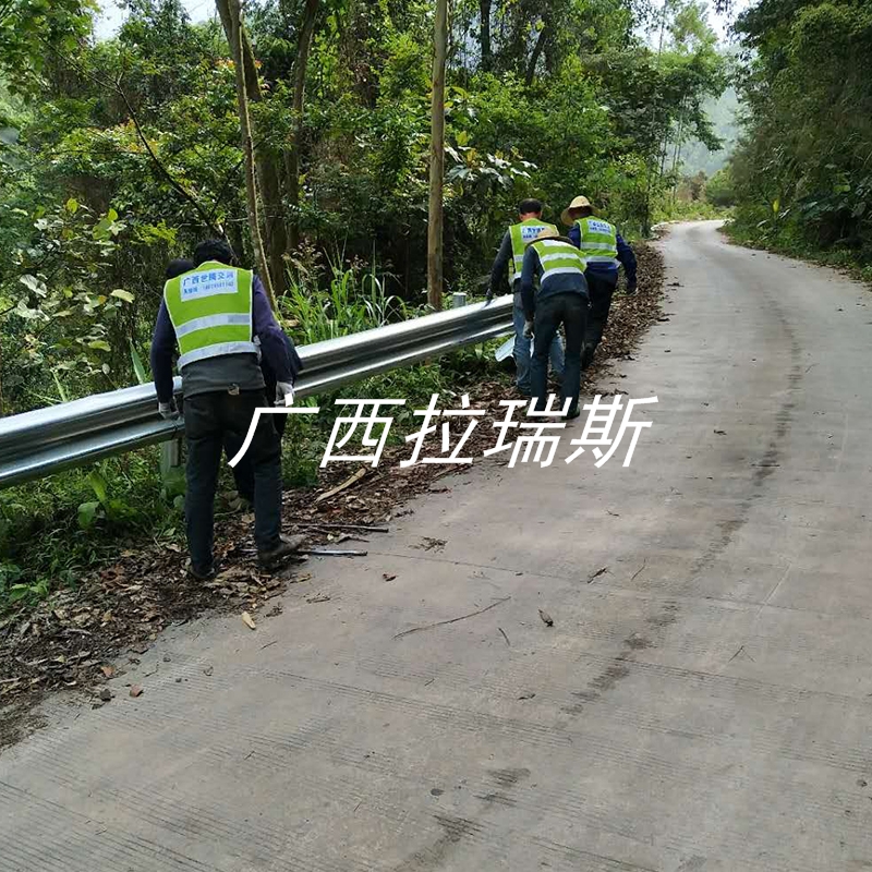 廣東公路護(hù)欄 防撞波形護(hù)欄廠家批發(fā)