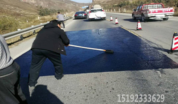 瀝青路面復(fù)原劑廠家